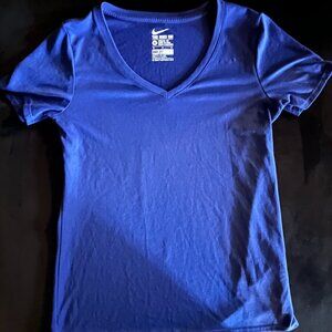 Blue Nike Dri-FIT Athletic Cut Tee Shirt Size Medium
